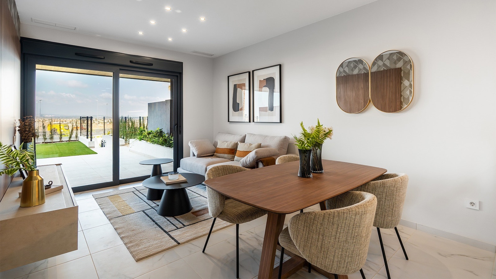 Apartment · 2 bedrooms · 2 bathrooms in Aguas Nuevas · Torrevieja