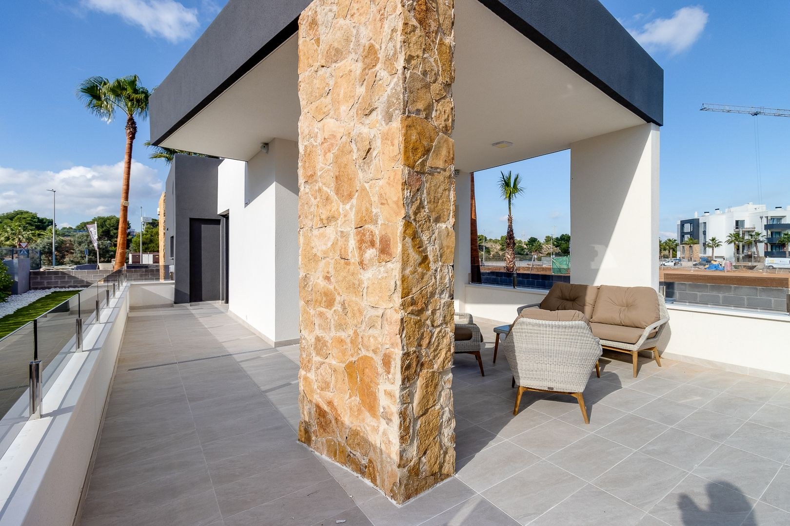 La Hoya Residences — image 6
