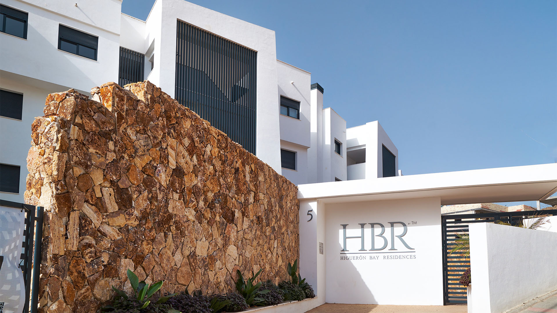 Higuerón Bay Residences — image 5